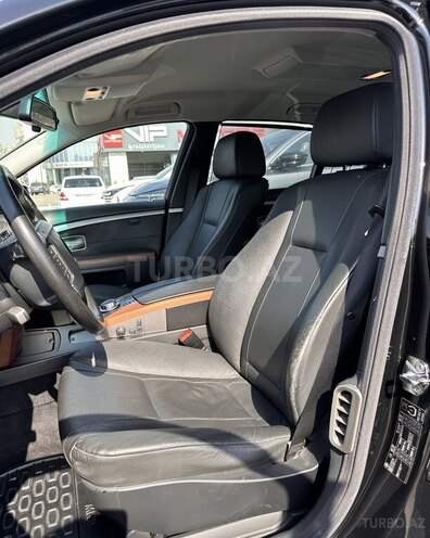 BMW 730-7