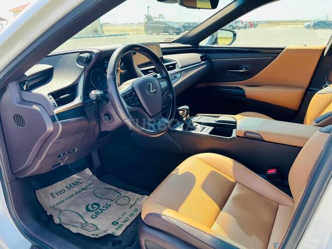 Lexus ES 300h 2020, 87,000 km - 2.5 l - Bakı