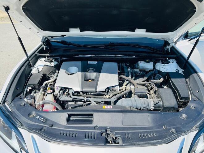 Lexus ES 300h 2020, 87,000 km - 2.5 l - Bakı