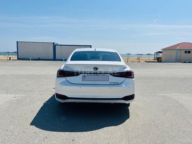 Lexus ES 300h 2020, 87,000 km - 2.5 l - Bakı