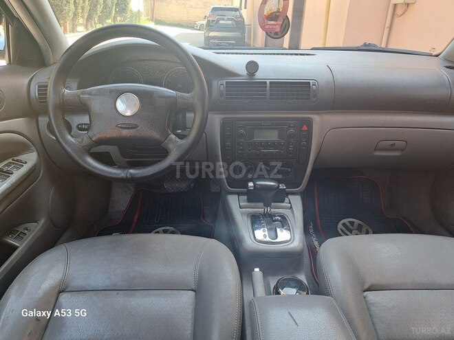 Volkswagen Passat 2004, 400,000 km - 1.8 л - Bakı