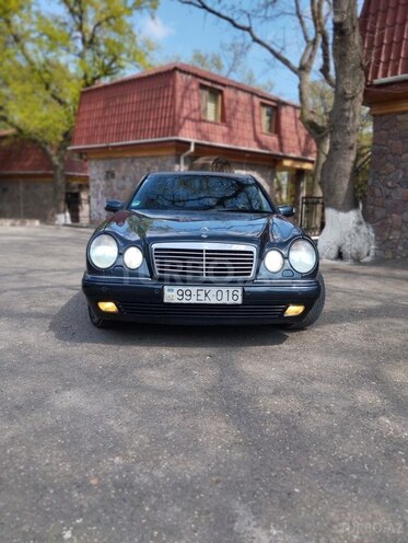 Mercedes E 200 1998, 500,000 km - 2.0 l - Xaçmaz