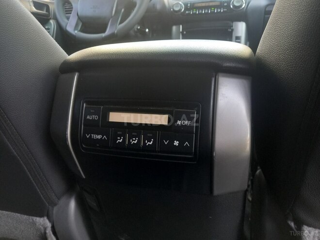 Toyota Land Cruiser Prado 2010, 200,000 km - 2.7 l - Bakı