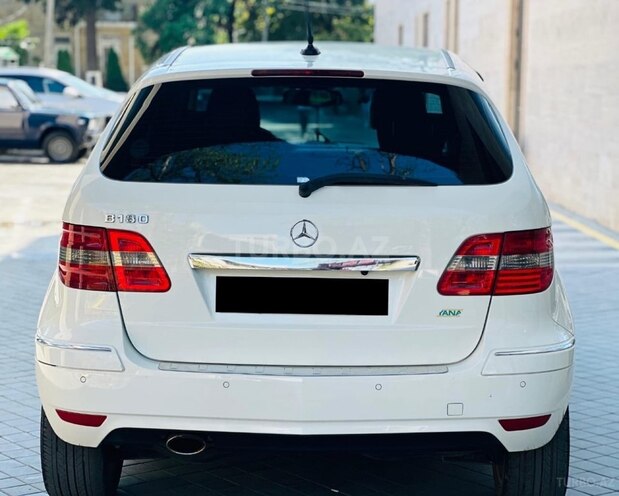 Mercedes B 180 2010, 90,000 km - 1.7 l - Lənkəran