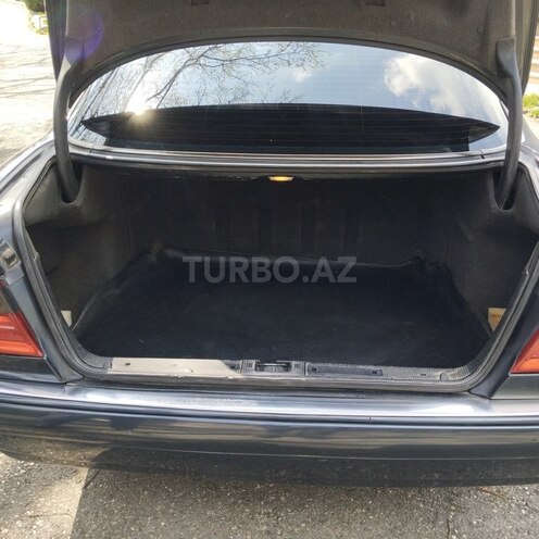 Mercedes E 200 1998, 500,000 km - 2.0 l - Xaçmaz