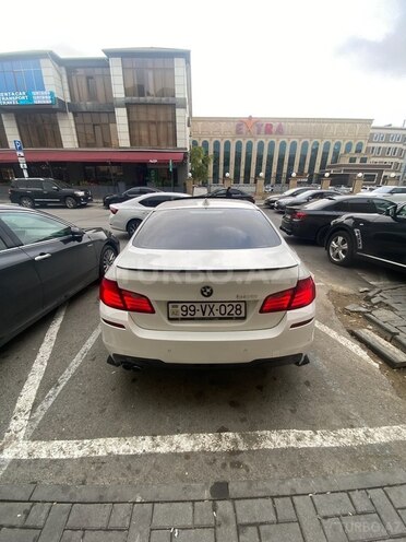 BMW 528 2013, 240,000 km - 2.0 l - Bakı