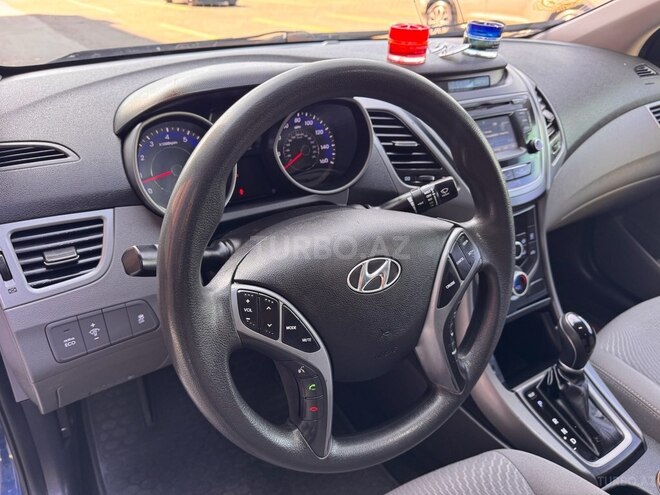 Hyundai Elantra 2015, 152,888 km - 1.8 l - Bakı