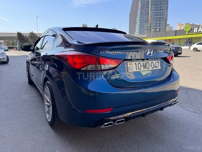 Hyundai Elantra 2015, 152,888 km - 1.8 l - Bakı