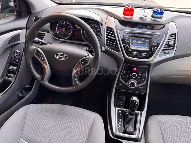 Hyundai Elantra 2015, 152,888 km - 1.8 l - Bakı