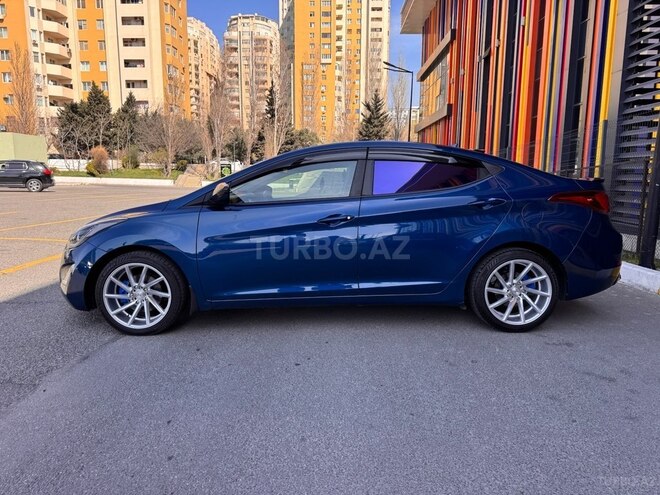 Hyundai Elantra 2015, 152,888 km - 1.8 l - Bakı