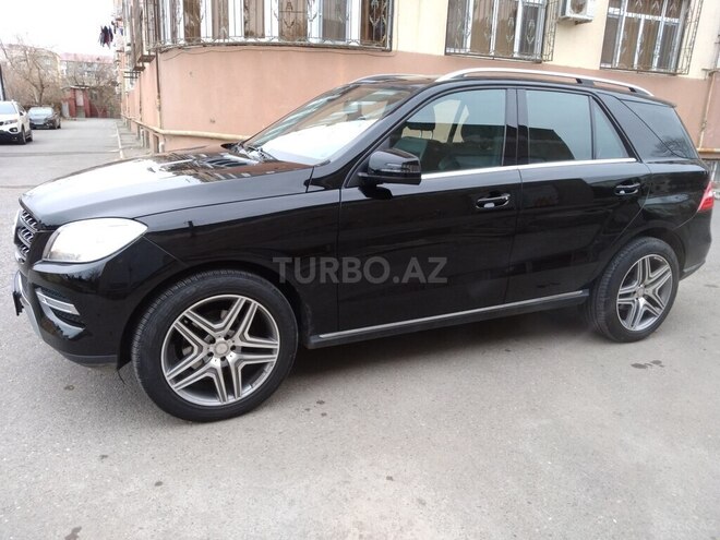 Mercedes ML 250 4MATIC 2015, 330,000 km - 2.2 l - Bakı