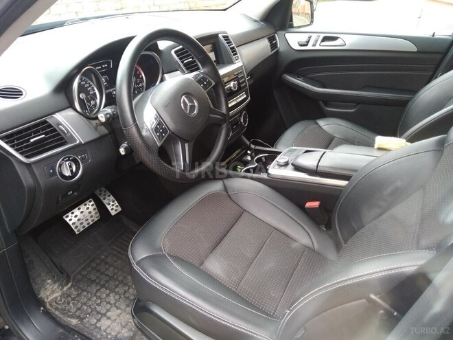Mercedes ML 250 4MATIC 2015, 330,000 km - 2.2 l - Bakı