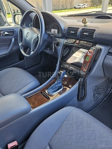 Mercedes C 200 2000, 183,000 km - 2.0 l - Bakı