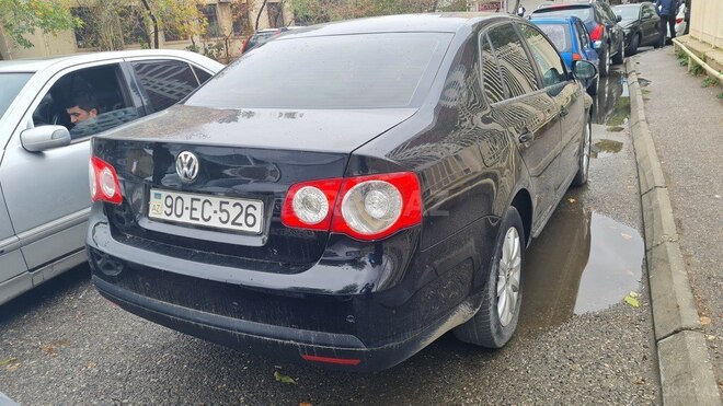 Volkswagen Jetta 2008, 251,000 km - 1.6 л - Bakı