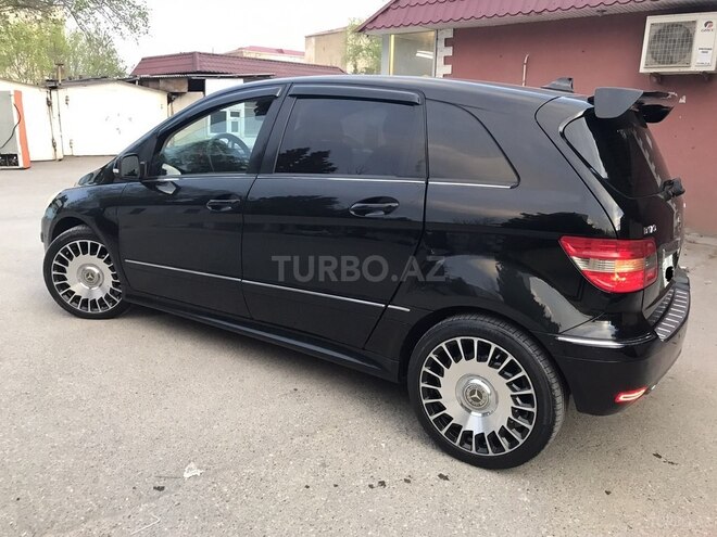Mercedes B 170 2009, 127,000 km - 1.7 l - Sumqayıt