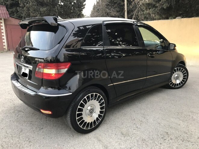 Mercedes B 170 2009, 127,000 km - 1.7 l - Sumqayıt