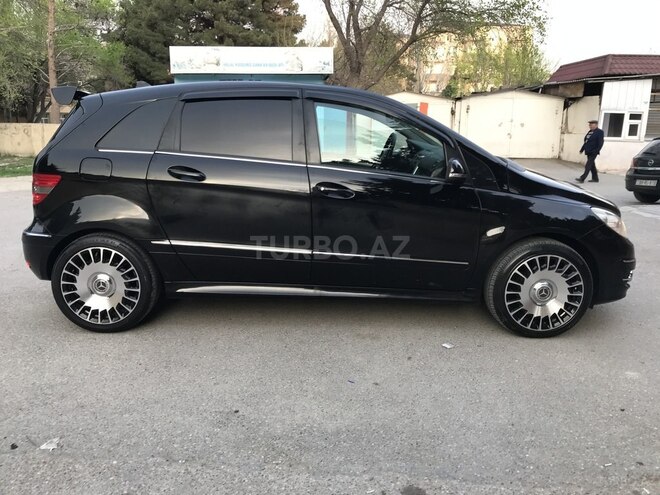 Mercedes B 170 2009, 127,000 km - 1.7 l - Sumqayıt