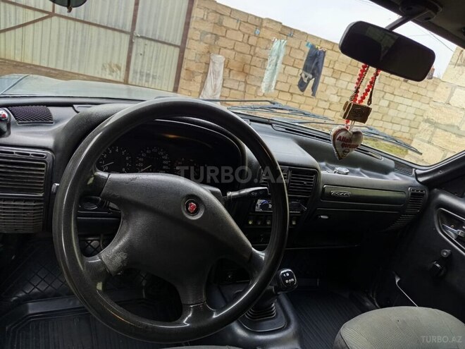 GAZ 31105 2004, 356,840 km - 2.3 l - Qusar