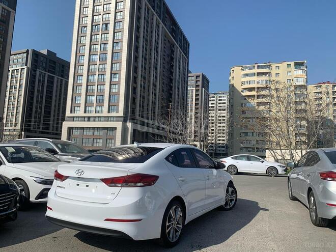 Hyundai Avante 2017, 160,000 km - 1.6 l - Bakı