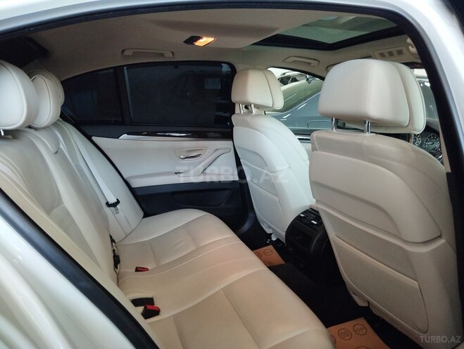 BMW 528 2014, 137,000 km - 2.0 l - Bakı