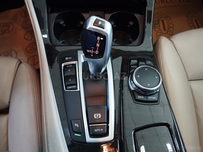 BMW 528 2014, 137,000 km - 2.0 l - Bakı