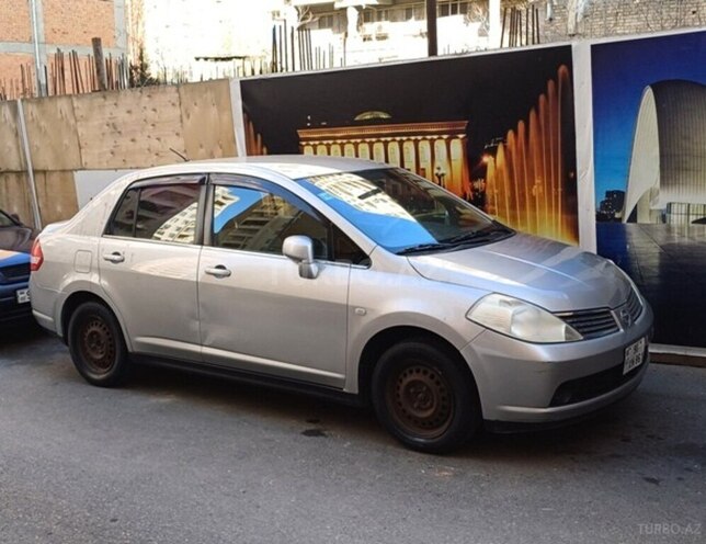 Nissan Tiida 2006, 173,000 km - 1.6 л - Bakı
