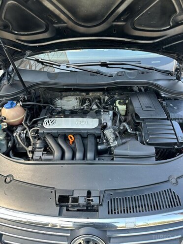 Volkswagen Passat 2006, 270,000 km - 2.0 l - Bakı
