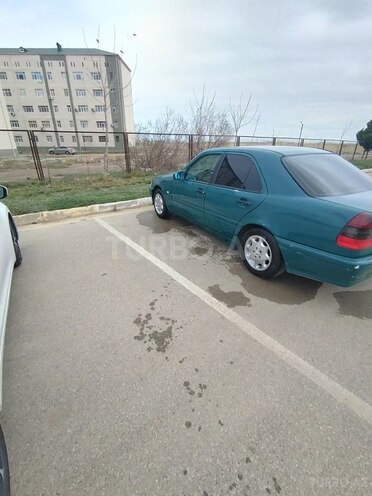 Mercedes C 180 2000, 412,000 km - 1.8 l - Sumqayıt