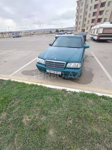 Mercedes C 180 2000, 412,000 km - 1.8 l - Sumqayıt