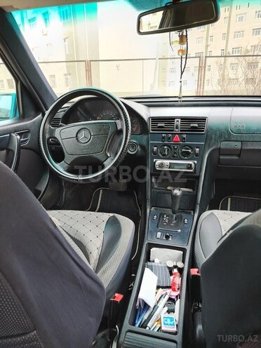 Mercedes C 180 2000, 412,000 km - 1.8 l - Sumqayıt