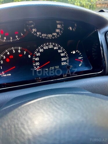 Toyota Corolla 2006, 250,000 km - 1.4 l - Bakı