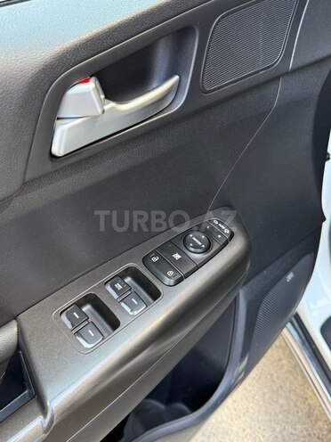 Kia Sportage 2016, 210,000 km - 1.7 л - Bakı