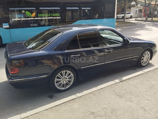 Mercedes E 220 d 2001, 718,000 km - 2.2 l - Bakı