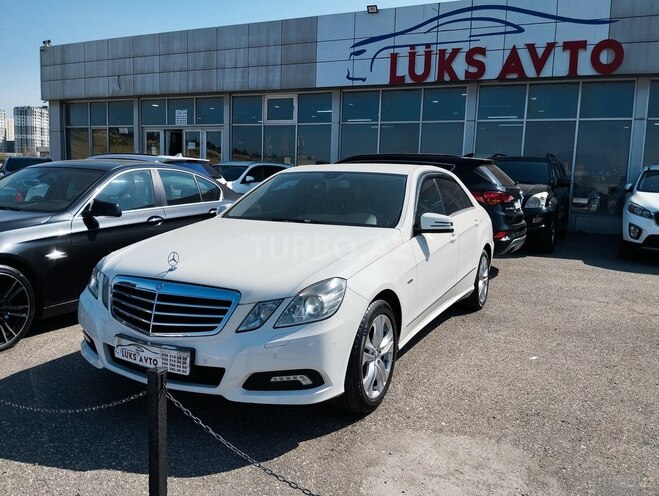 Mercedes E 200 2009, 289,000 km - 2.0 l - Bakı