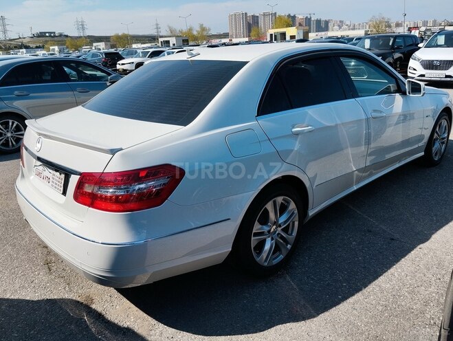 Mercedes E 200 2009, 289,000 km - 2.0 l - Bakı