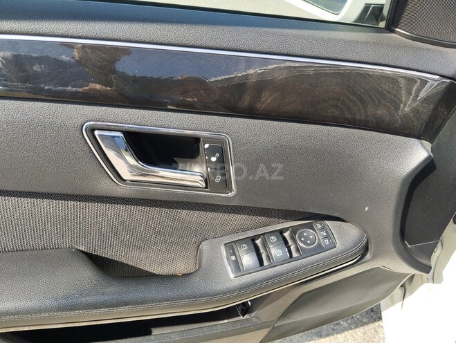 Mercedes E 200 2009, 289,000 km - 2.0 l - Bakı