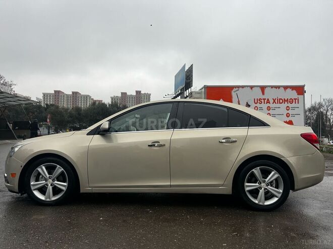 Chevrolet Cruze 2011, 230,900 km - 1.4 л - Bakı