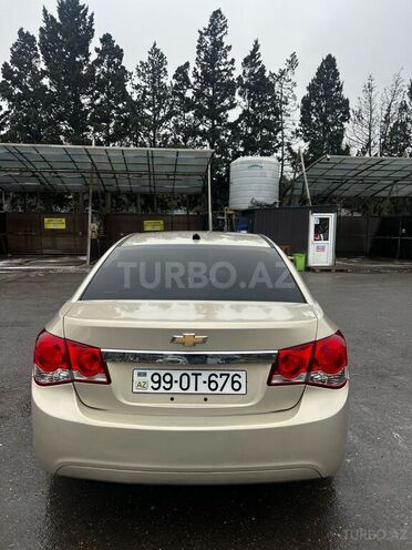 Chevrolet Cruze 2011, 230,900 km - 1.4 л - Bakı