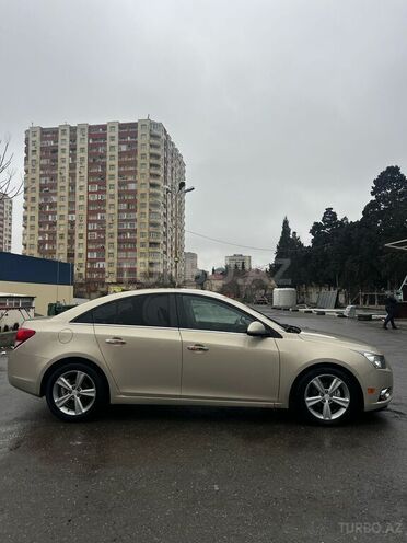 Chevrolet Cruze 2011, 230,900 km - 1.4 л - Bakı