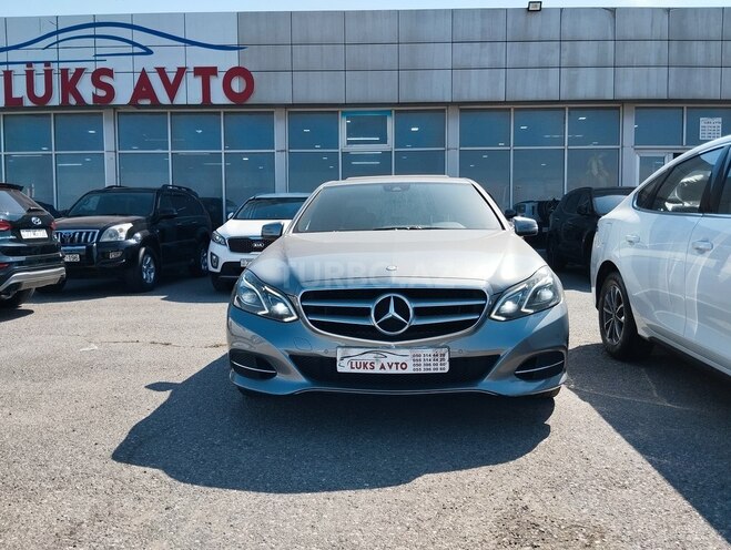 Mercedes E 220 d 2013, 273,800 km - 2.2 l - Bakı