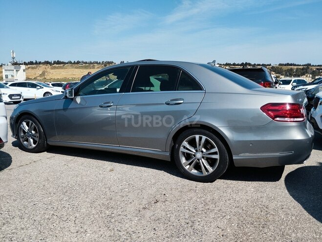 Mercedes E 220 d 2013, 273,800 km - 2.2 l - Bakı