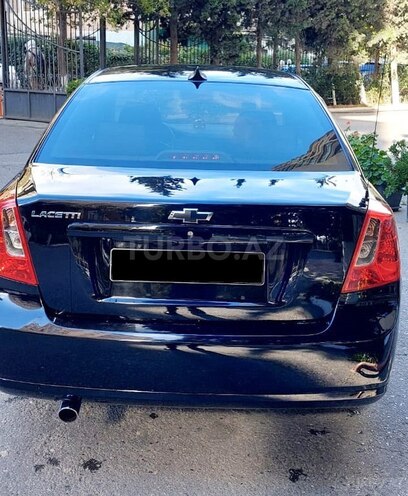Chevrolet Lacetti-11