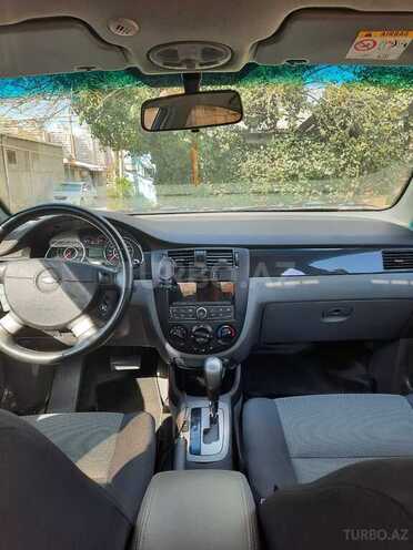 Chevrolet Lacetti-12
