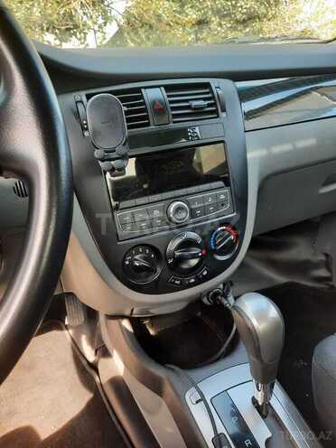 Chevrolet Lacetti-15