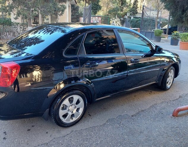 Chevrolet Lacetti-7