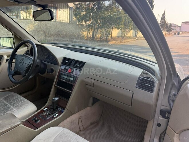 Mercedes C 180 1999, 120,000 km - 1.8 л - Gəncə