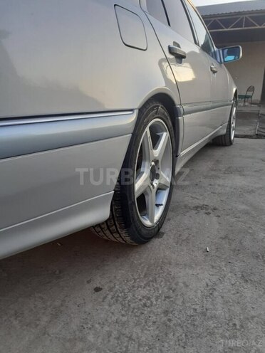 Mercedes C 230 1999, 84,392 km - 2.3 л - Sabirabad