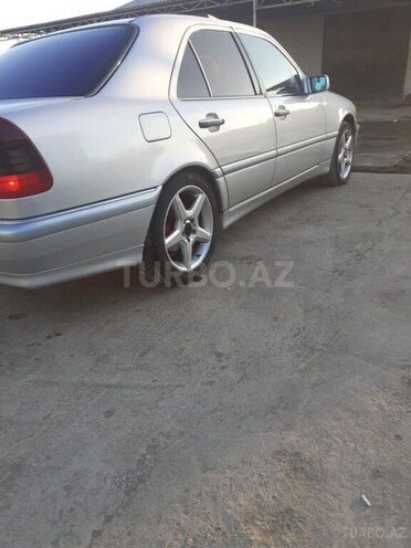 Mercedes C 230 1999, 84,392 km - 2.3 л - Sabirabad