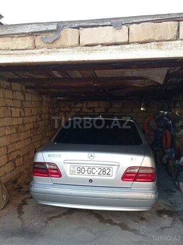 Mercedes E 220 d 1999, 402,000 km - 2.2 л - Bakı