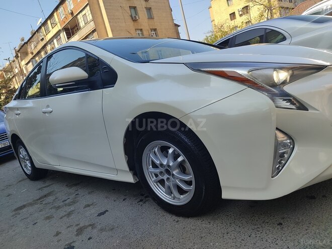 Toyota Prius 2017, 74,000 km - 1.8 l - Bakı